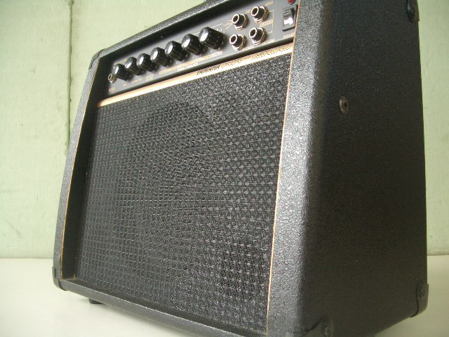 ◆YAMAHA　ヤマハ　ギターアンプ　AR-1500　USED品　　　　_画像3