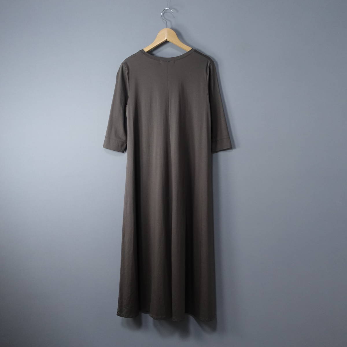 大量入荷 ☆美品☆ANAYI/アナイ/36/日本製ワンピース/グレー系