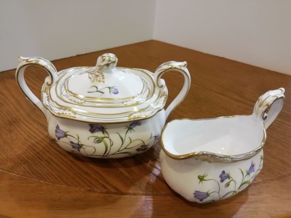 Spode スポード カンパニュラ 英国王室御用達 シュガーポット