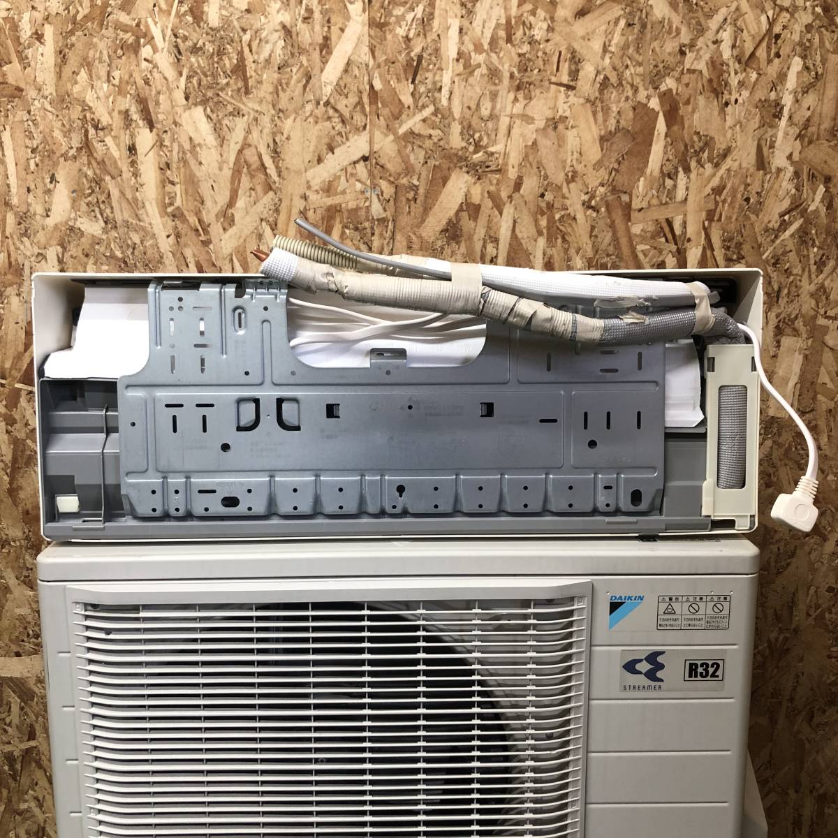 Yahoo!オークション - 3 動作品 DAIKIN AJT40VCP-W ルーム Yahoo!オークション - 3 動作品 DAIKIN AJT40VCP-W ルーム