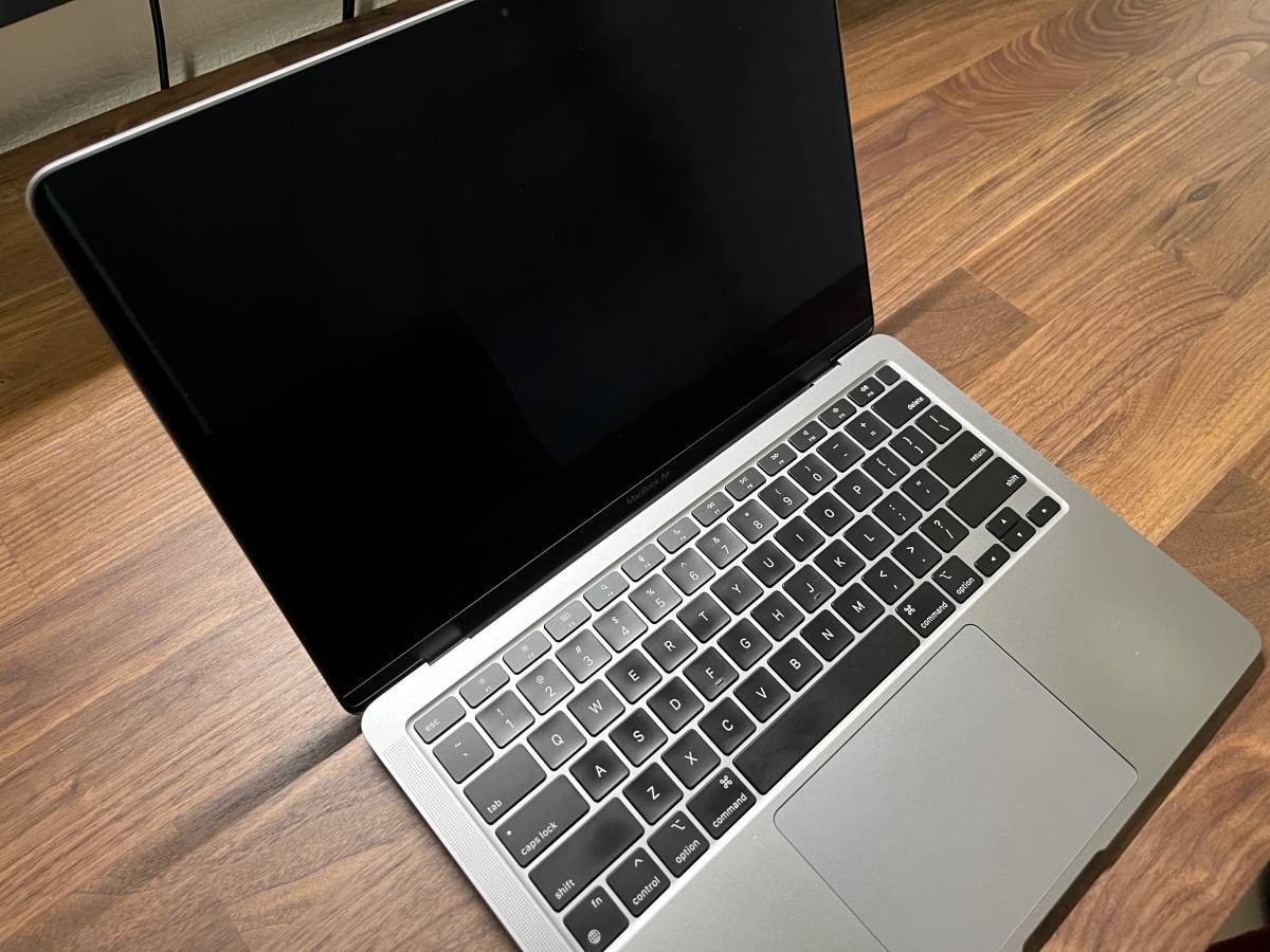 美品】M1 MacBook Air 13インチ スペースグレイ 2020 USキーボード の