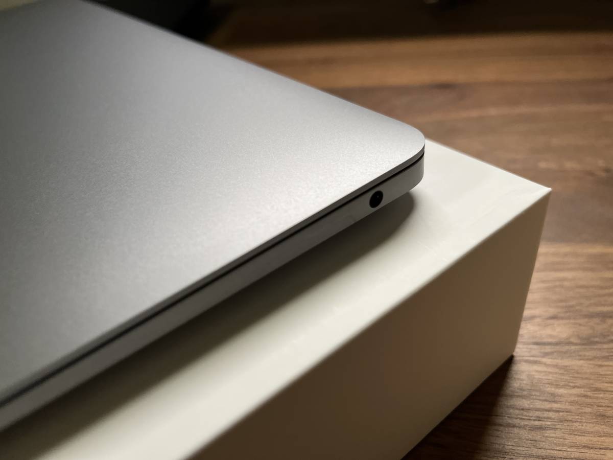 美品】M1 MacBook Air 13インチ スペースグレイ 2020 USキーボード の