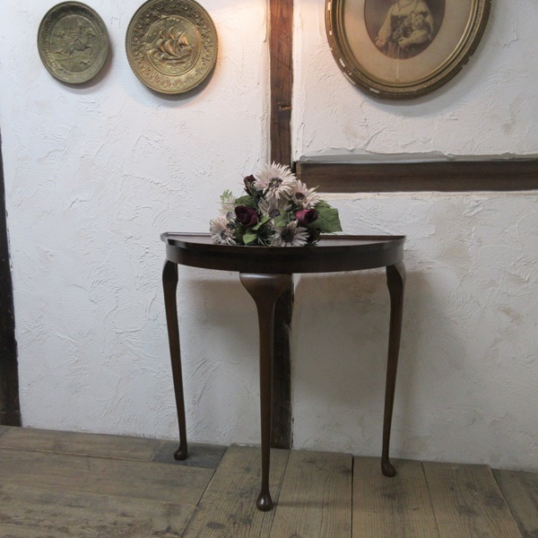 イギリス アンティーク 家具 SALE セール コンソールテーブル サイドテーブル デミルーン 飾り棚 木製 英国 SMALLTABLE 6226cz 特価