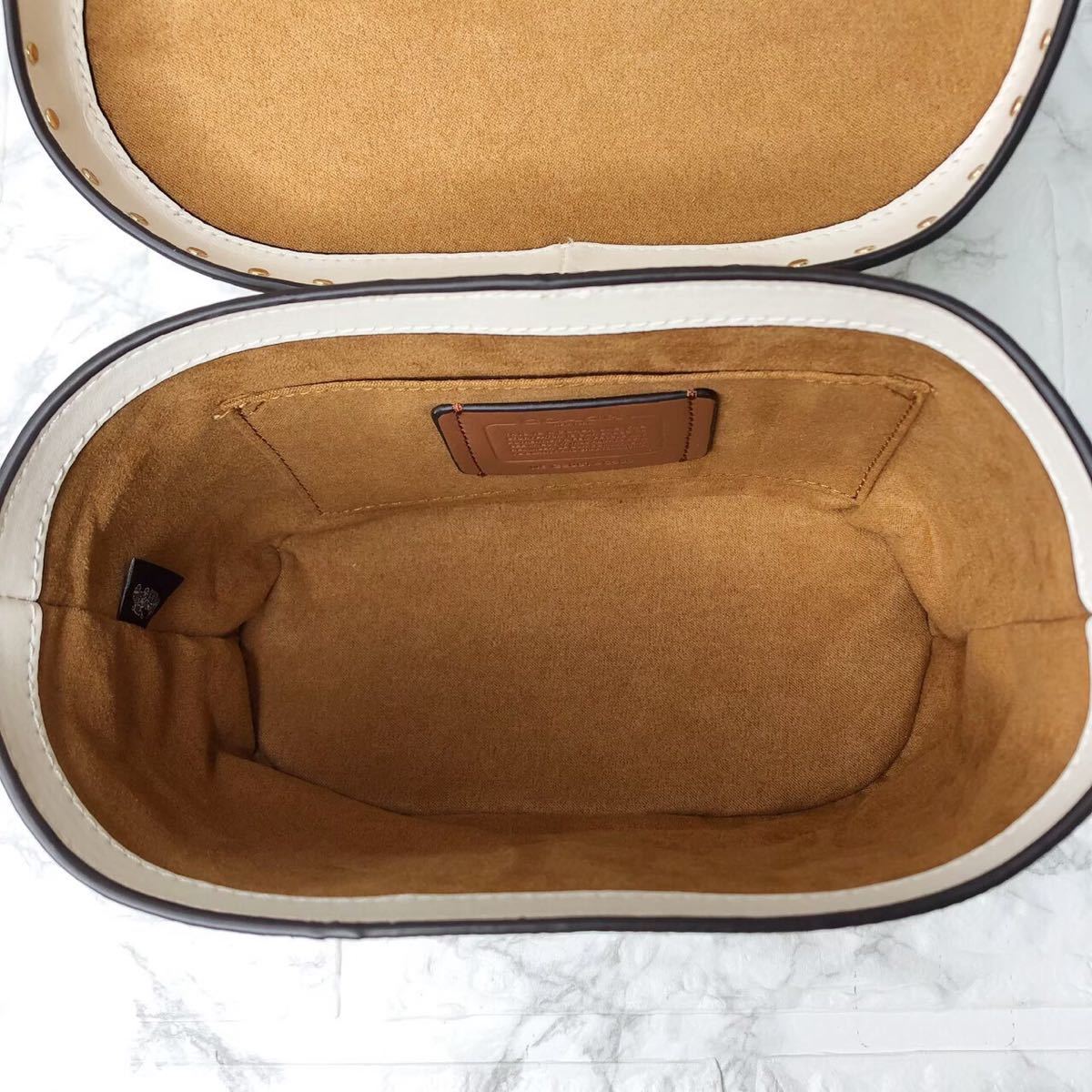 新品・未使用】COACH ハンドバッグ クロスボディバッグ ショルダー 白