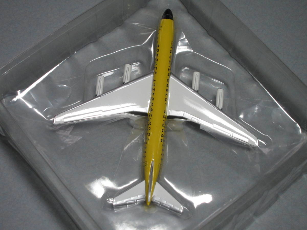 ◆ＢＲＡＮＩＦＦ　ＩＮＴＥＲＮＡＴＩＯＮＡＬ [N1803] Ｙｅｌｌｏｗ◆Aero Classics [1:400]◆ＤＣ－８－６２_画像6