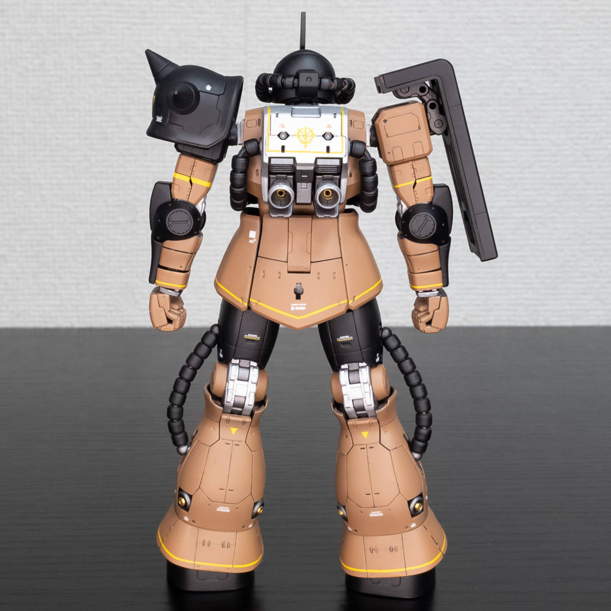Yahoo!オークション - RG ザク Ⅱ MS-06S ギャビーハザード機 Yahoo!オークション - RG ザク Ⅱ MS-06S ギャビーハザード機