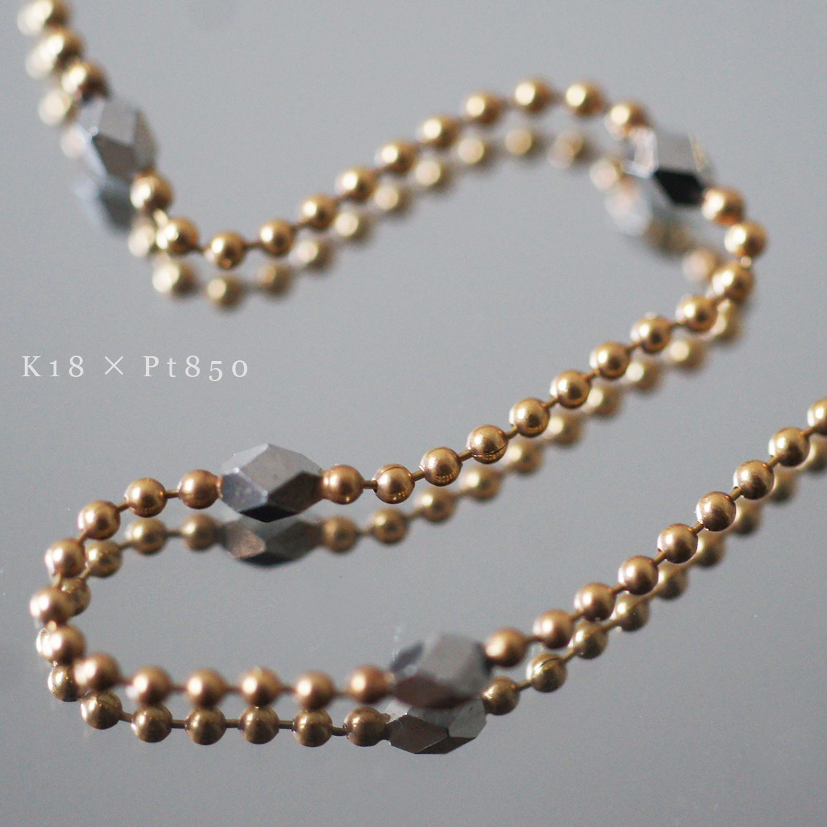 K18 YG main ball chain Pt 850 many surface cut Vintage bracele lady's jewelry accessory Gold platinum gold 