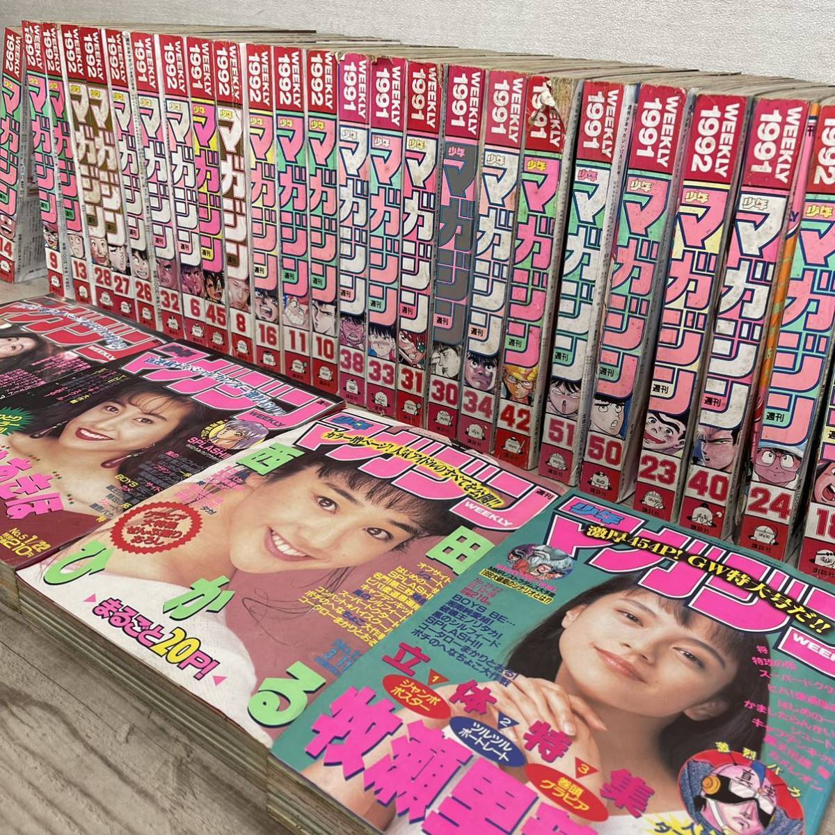 1円 スタート 1991年 1992年 週刊 少年 マガジン 森高千里 千堂あきほ 西田ひかる 牧瀬里穂 34冊 セット まとめ ポスター カレンダーの画像1