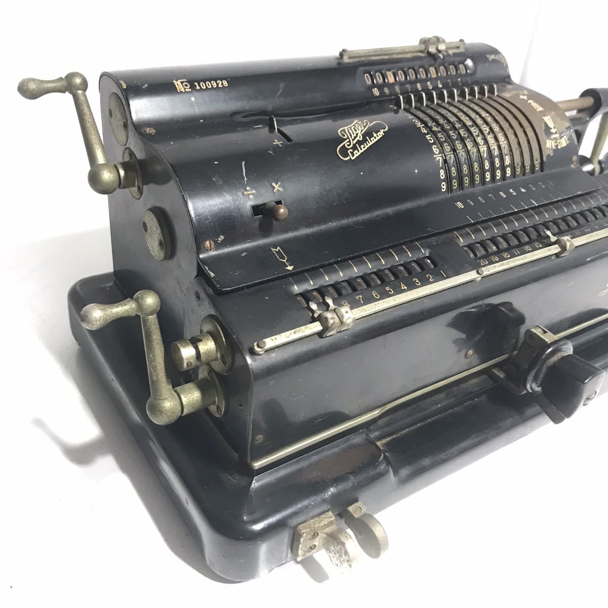 超ポイントバック祭】 昭和レトロ タイガー 計算機 ② 手回し計算機