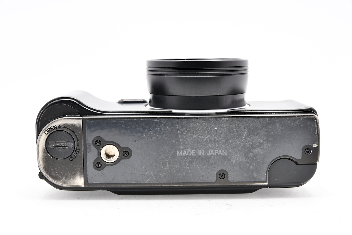 Konica HEXAR / 35mm F2.0 コニカ コンパクトカメラ フィルムカメラ 