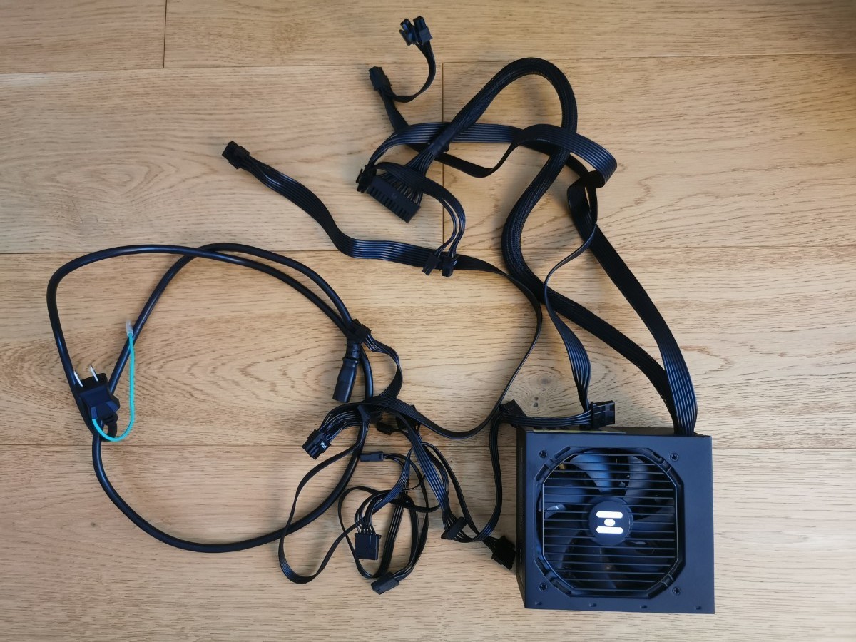 メインコネ㏑ 電源ユニット FSP Hydro GSM Lite PRO 750W HGS-750M