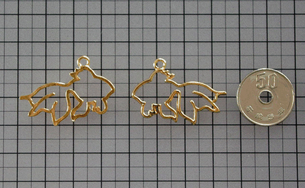 ☆即決☆尻尾ヒラヒラ！金魚の空枠　約35×24ｍｍ　10個で300円_画像3