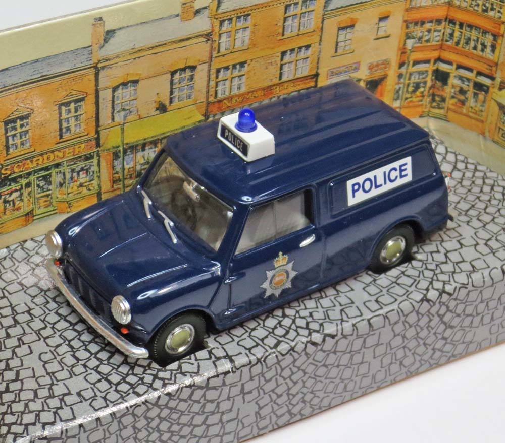 ミニクーパー　１／４３　⑪　コーギー製＃96956　MORRIS MINI VAN 「ＰＯＬＩＣＥ」_④③の参考画像です