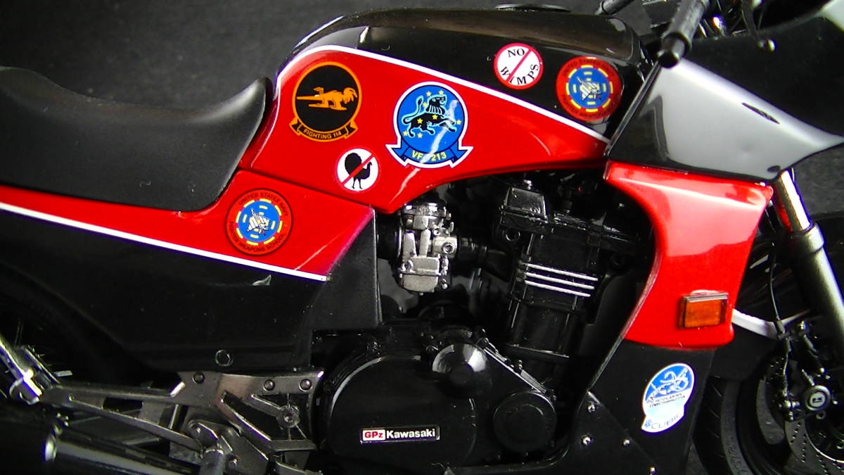 アオシマ 1/12 カワサキ GPZ900R A2 トップガン マーベリック アオシマ 1/12 カワサキ GPZ900R A2 トップガン マーベリック