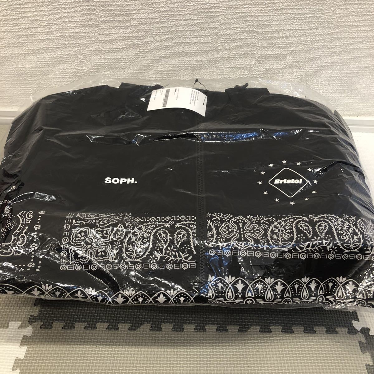 L 新品 送料無料 FCRB 22AW BANDANA TRAINING JACKET BLACK SOPH