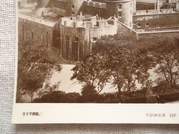 【絵葉書1枚】 TOWER OF LONDON /HUNT'S SERIES /SELFRIDGE & CO.LTD. /戦前ヴィンテージ都市街建築 ハガキ 24-11798の画像7