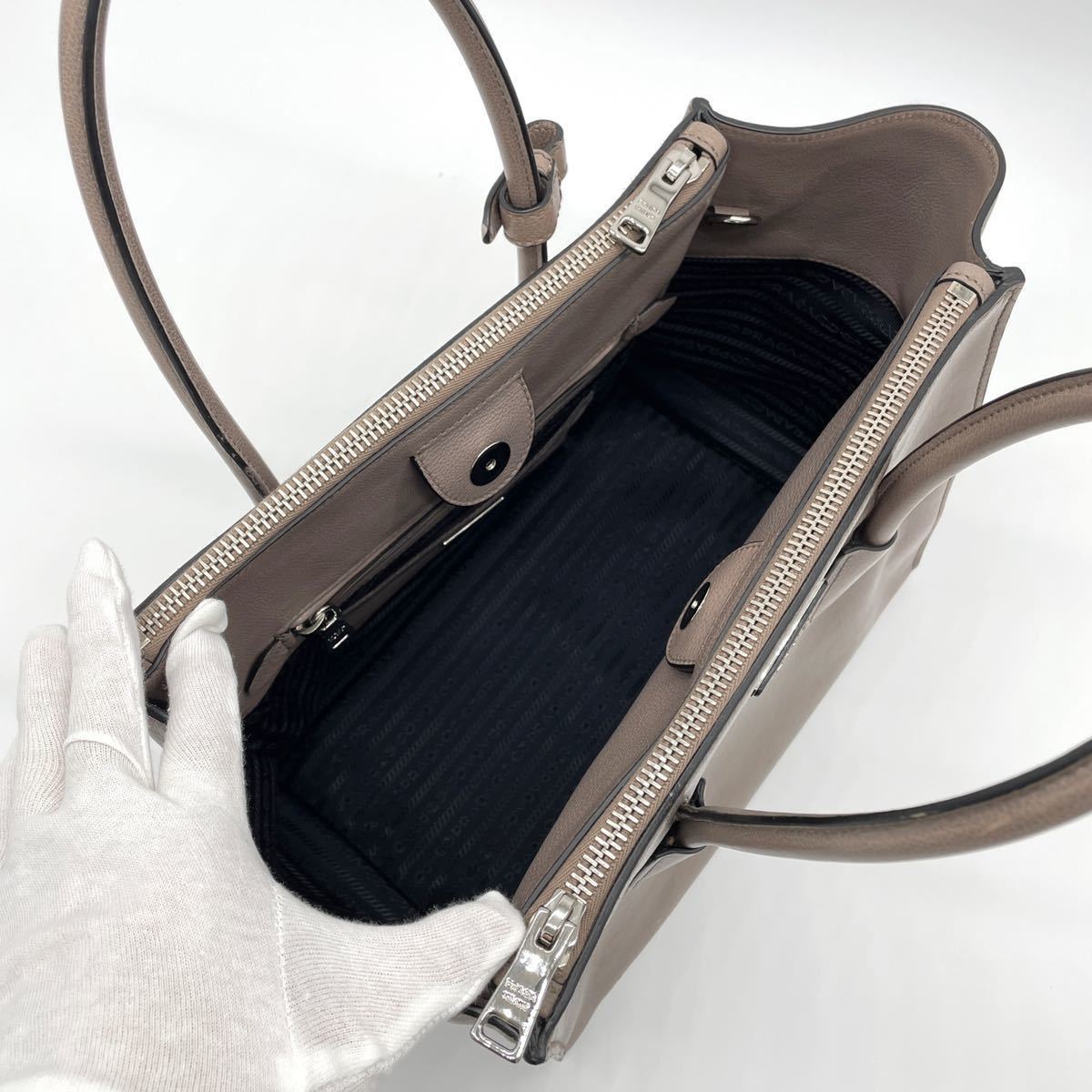 希少】PRADA プラダ ハンドバッグ 2way ショルダーバッグ グレー