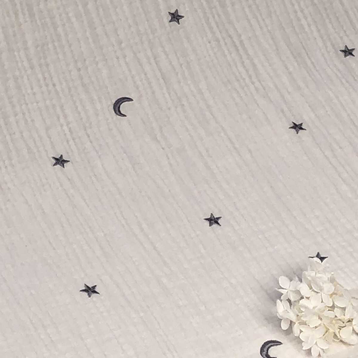  new goods star . month blue gray embroidery 6 -ply gauze packet blanket Korea Eve ru70×90cm
