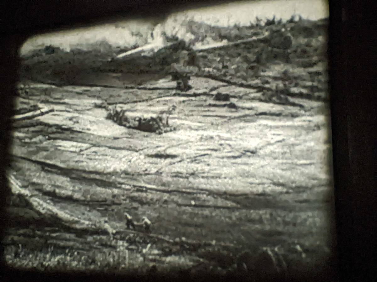 9520円 16ミリ 沖縄戦のニュース映画 特集 アメリカ(1945年 9520円 16ミリ 沖縄戦のニュース映画 特集 アメリカ(1945年
