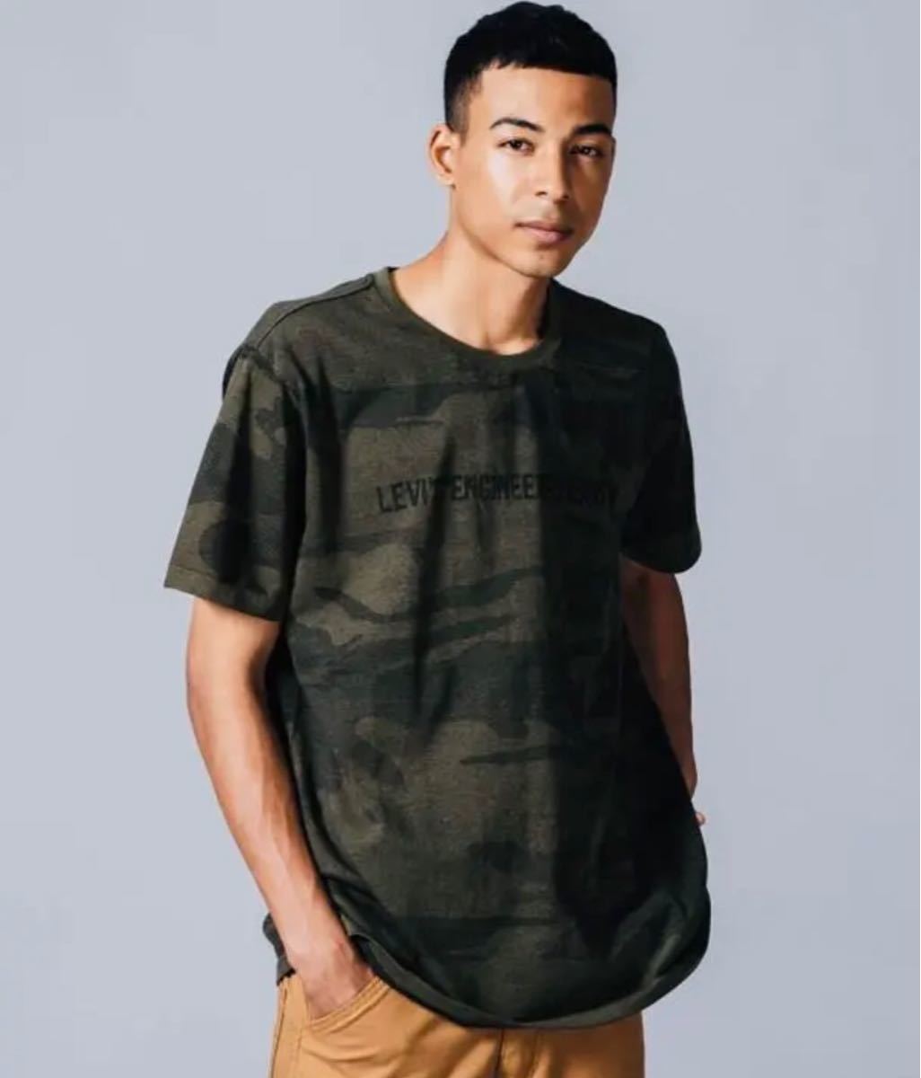 新品タグ付き　リーバイス　LEVI’S(R)ENGINEERED JEANS(TM)  Tシャツ CAMO 日本サイズL