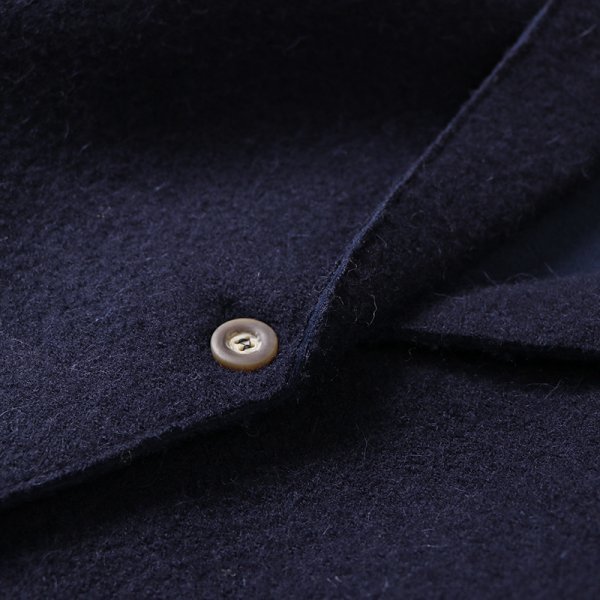 ｃ315コート表ウール100％ 裏フリース100％ 中長 アウター 羽織物テーラードカラー ネイビー Lサイズ 柔らかい 暖かい ゆっ足り 気密性良い_画像4