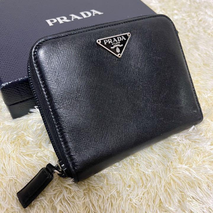 美品 PRADA プラダ 三角プレート 折り財布 コンパクト ミニウォレット