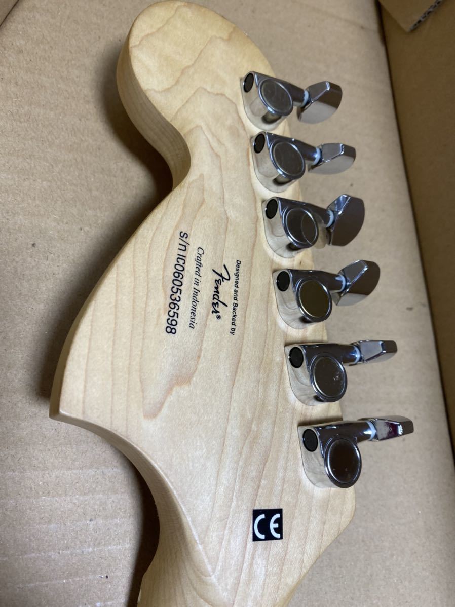 Squier スクワイヤー Hallo Kitty ハローキティ ストラトキャスター