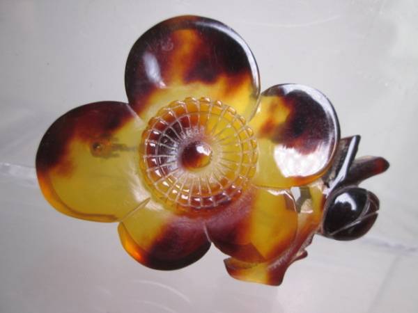 *book@ tortoise shell plum. flower. brooch 