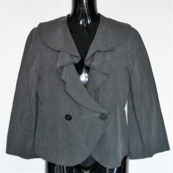 *ARMANI COLLEZIONI* Armani * color is gray material is flax silk, adult on goods . color .. even more production make do ... taking place .. luxurious wonderful jacket 40