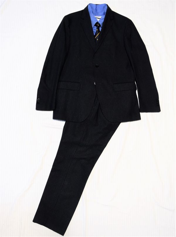 *Luciana Di Martina* Italy made ru Cheer -noti maru tina# sincerity . clean feeling . exist navy stripe # impression well is seen adult man . select suit 52
