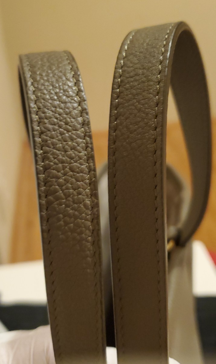 新品・未使用品 CELINE セリーヌ スモールフォールドカバ トープ 新品・未使用品 CELINE セリーヌ スモールフォールドカバ トープ
