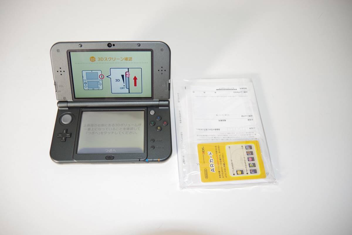 Newニンテンドー3DS LL メタリックブラック 外箱/内箱 説明書付属 NINTENDO