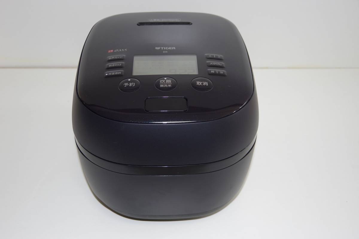 展示品・未使用 JPH-J100KM 炊飯器 マットブラック[5.5合 /圧力IH