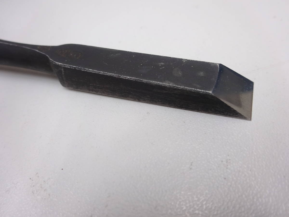 鑿 のみ 左市弘 4分 約12.1mm 職人 大工道具 ☆ 鑿 のみ 左市弘 4分 約12.1mm 職人 大工道具 ☆