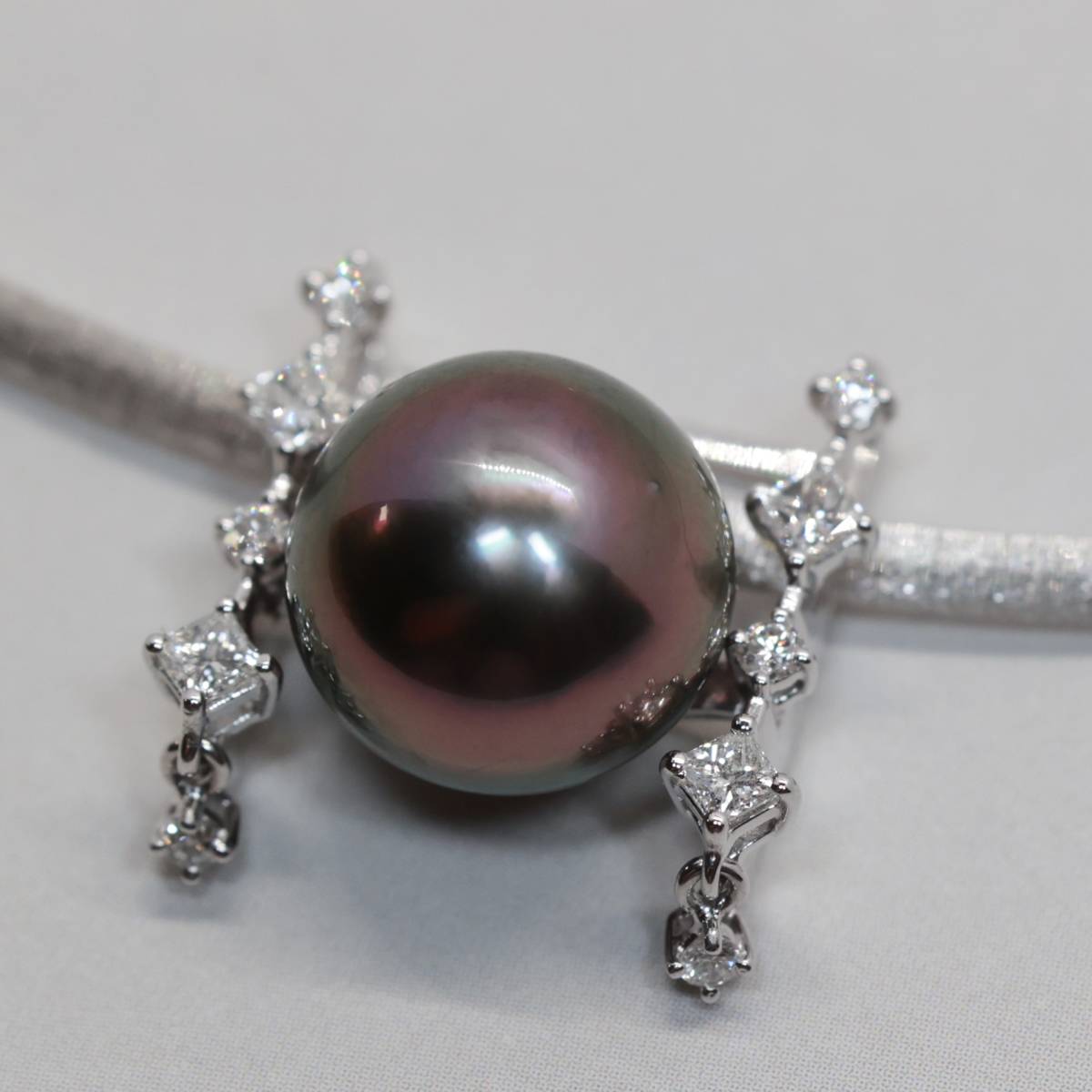 当社の TASAKI 田崎真珠 ネックレス 0.43ct ダイヤモンド 11.9−12.2mm
