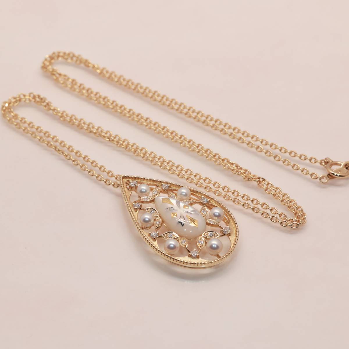 K18 Mikimoto pikwePique diamond baby pearl .. shell necklace pendant long necklace MIKIMOTO