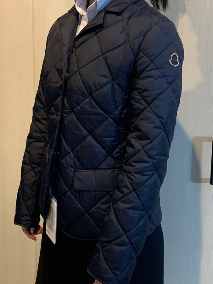 Moncler レディースサイズ2 キルティングジャケット　新品タグ付き_画像1