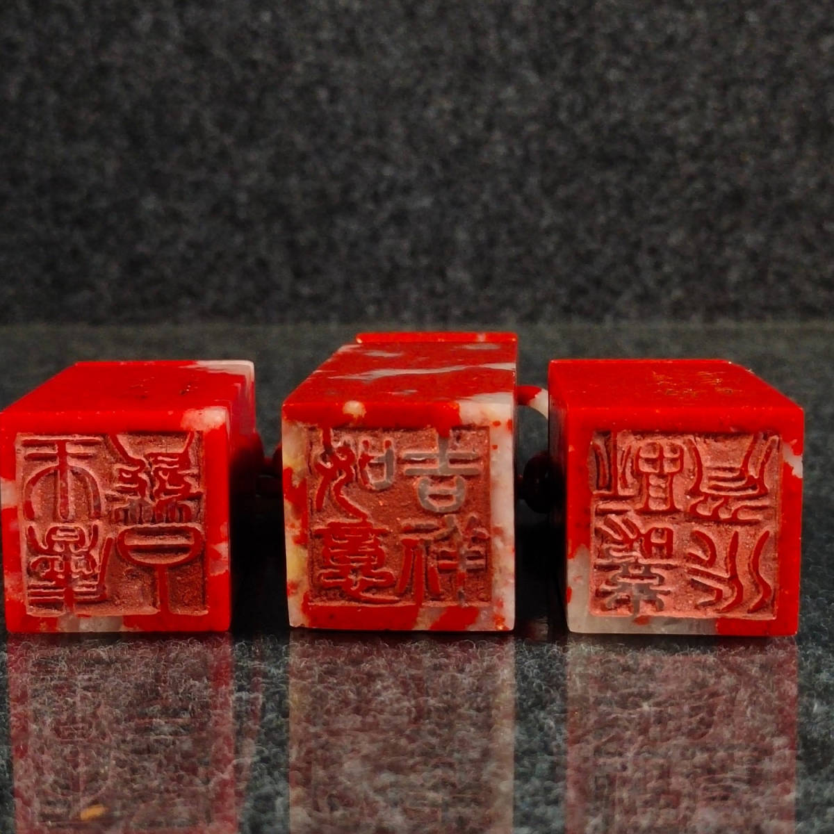 骨董*珍藏*古寿山石*鶏血石*細密彫*三連 骨董*珍藏*古寿山石*鶏血石*細密彫*三連