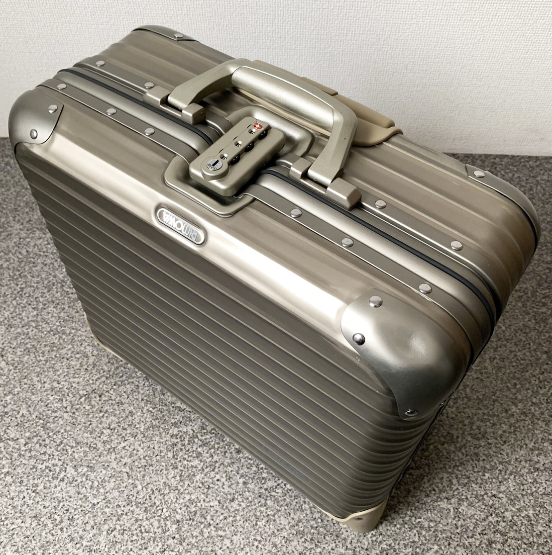 RIMOWA TOPAS リモワ トパーズ 2輪 機内持ち込み シルバー