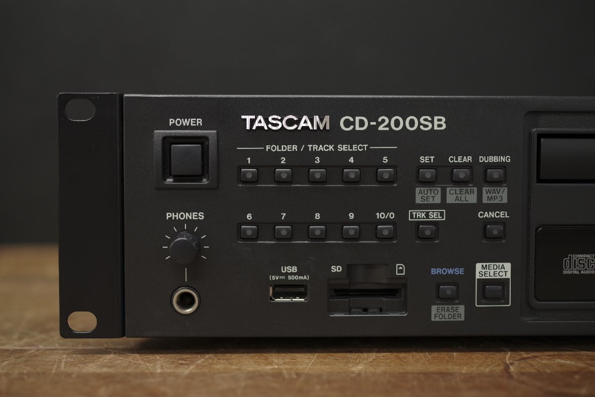 ニューライフストアTASCAM CDプレーヤー 業務用 CD-200SB SDHCカード USBメモリー対応 SD
