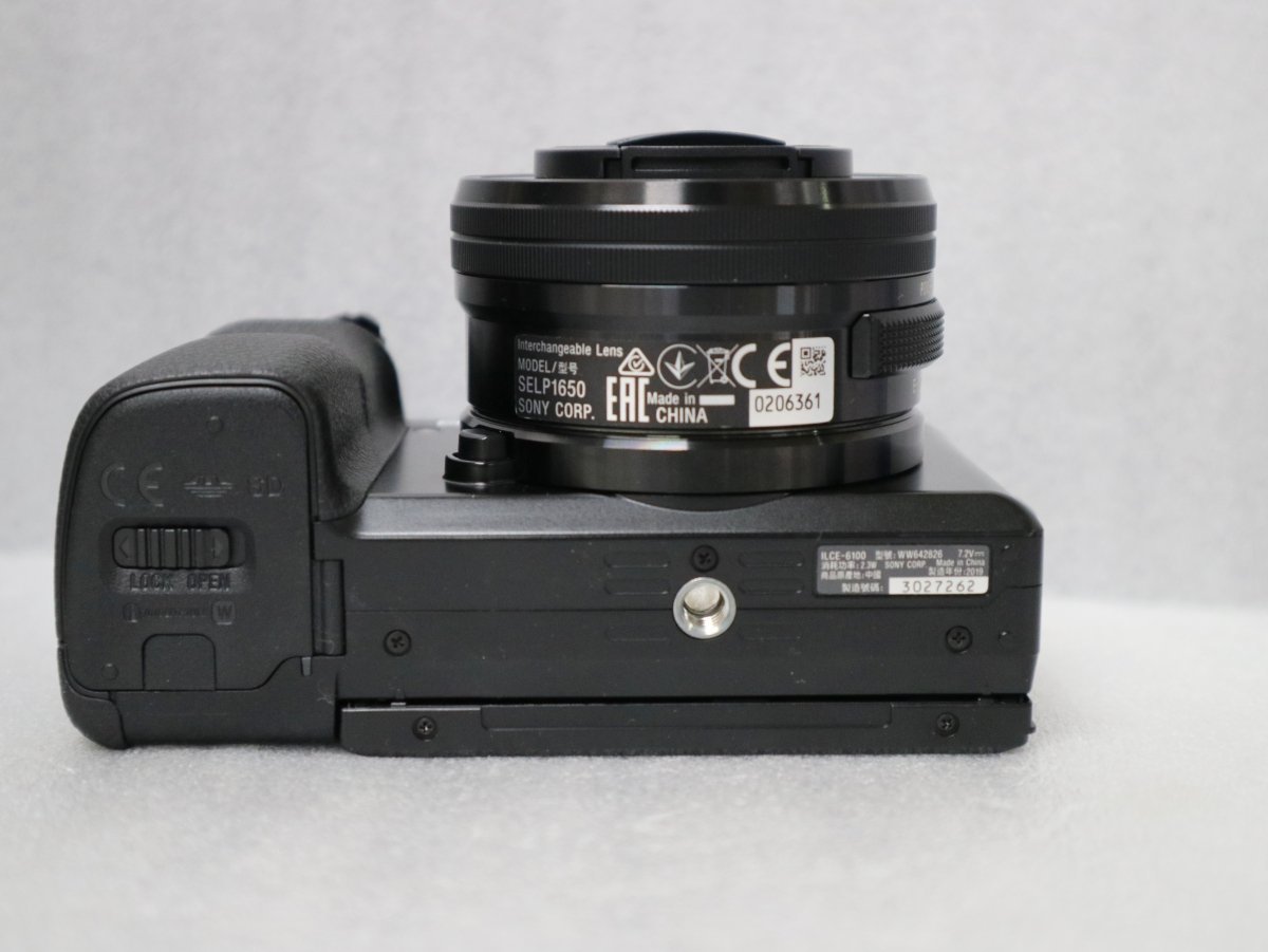 SONY デジタル一眼カメラ α6100 ダブルズームレンズキット ILCE-6100Y