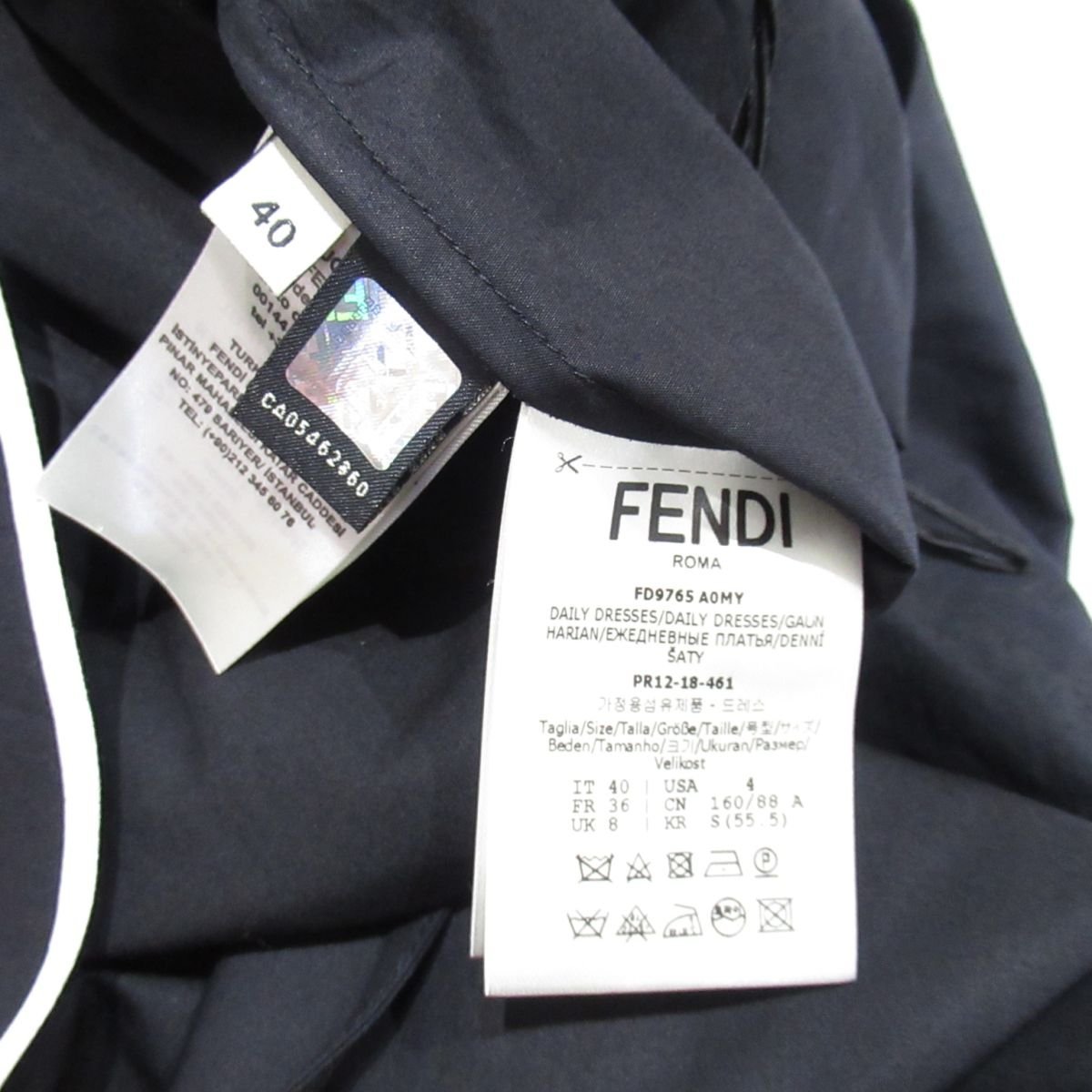 美品 2018年製 完売モデル 定価約23万 FENDI フェンディ 半袖 フレアスリーブ リボン フレア ドレス ワンピース 40 黒 ブラック_画像7