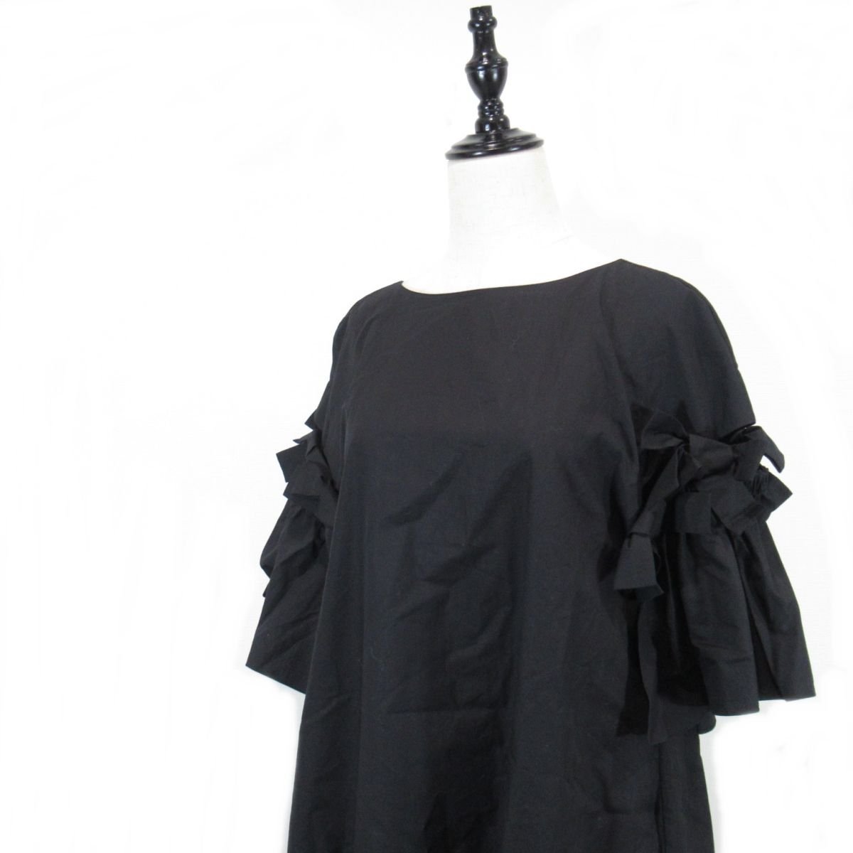 美品 2018年製 完売モデル 定価約23万 FENDI フェンディ 半袖 フレアスリーブ リボン フレア ドレス ワンピース 40 黒 ブラック