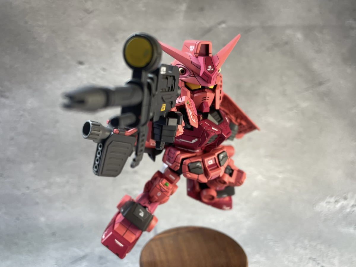 キャスバル専用ガンダム 台座付き 横浜ガンダム f00 全塗装 キャスバル専用ガンダム 台座付き 横浜ガンダム f00 全塗装