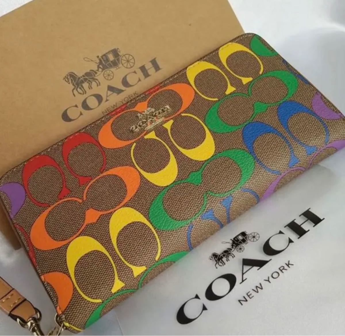 COACH 長財布 コーチ シグネチャー レインボー 日本未発売 C4537 新品未使用品 大人気商品 フォローで付属品プレゼント