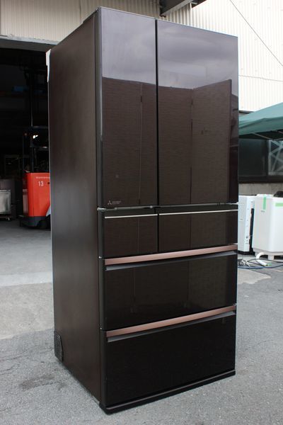 三菱 MITSUBISHI 冷凍 冷蔵庫 6ドア 700L フレンチドア MR-WX70E-BR