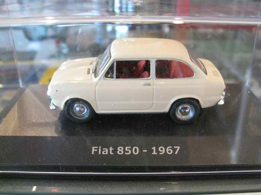 ★海外イタリアエディコラ1/43FIAT850-1967 アイボリー★_画像2