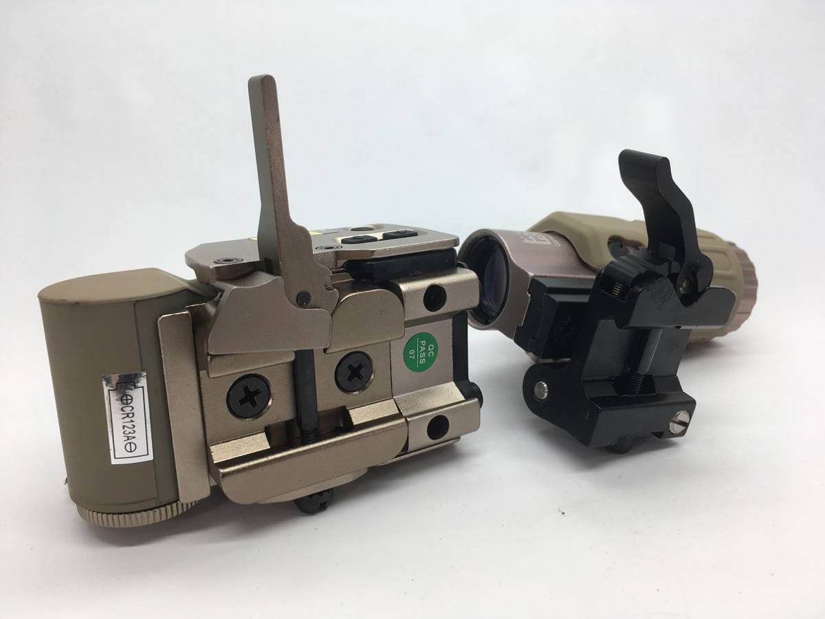 EOtech　EXPS3　G33マグニファイア　(TAN)　レプリカ　３倍ブースター　ホロサイトセット　PVCワッペン1枚付き!!_画像5