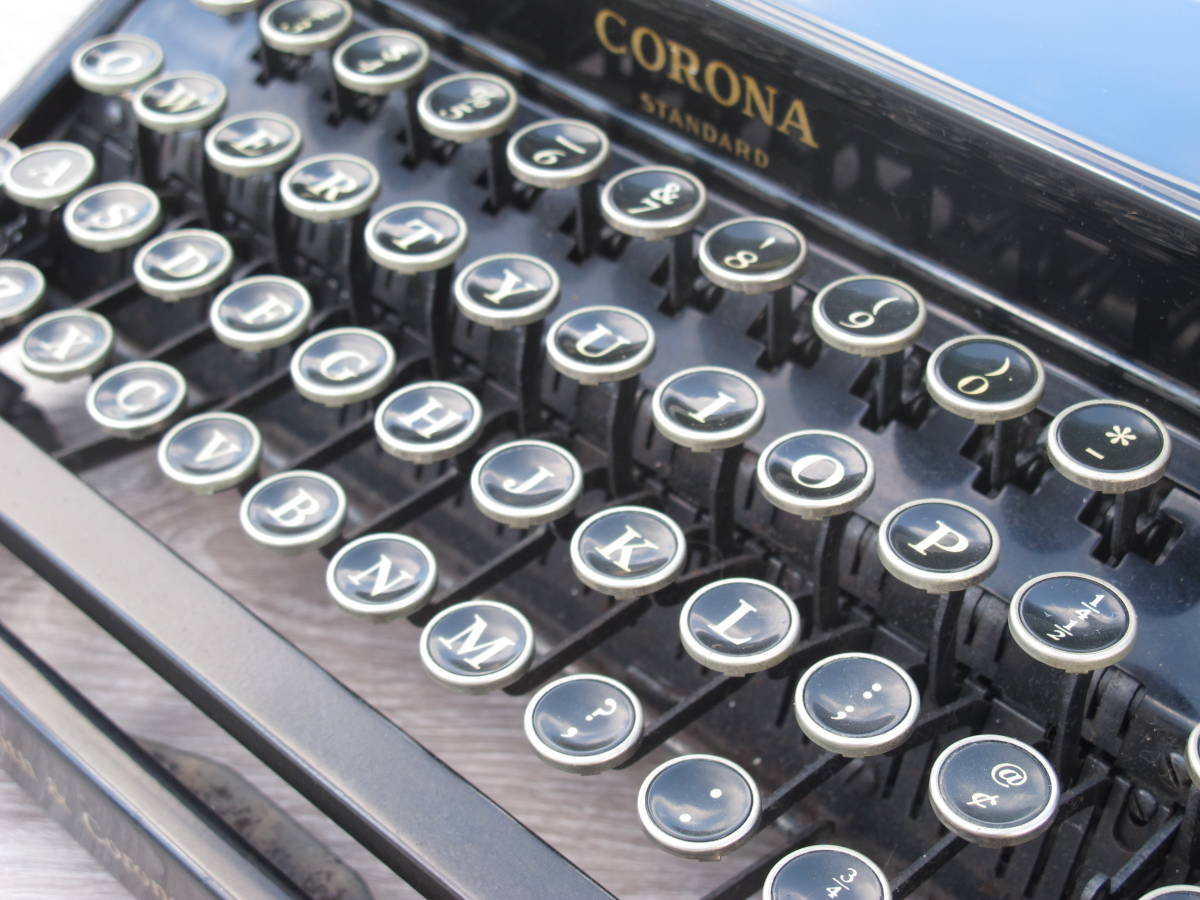  antique typewriter *CORONA STANDARD