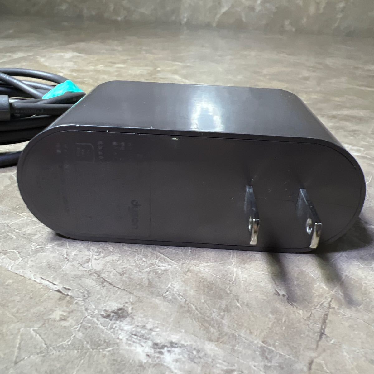 Yahoo!オークション - ダイソン掃除機 純正充電器ACアダプター Yahoo!オークション - ダイソン掃除機 純正充電器ACアダプター